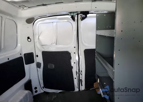 2021 Nissan Nv200 2.5S z USA, uszkodzony, nr VIN 3N6CM0KN0MK695151